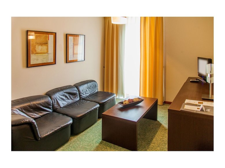Hotel O Val Do Naseiro