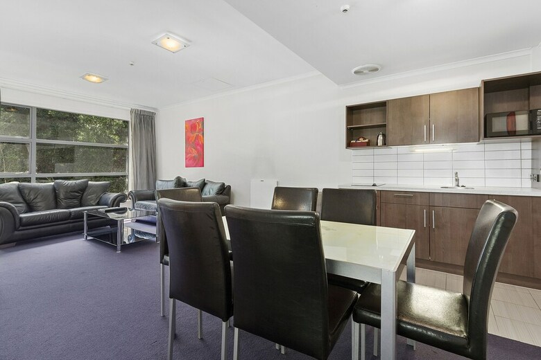 Amethyst Court Motorlodge