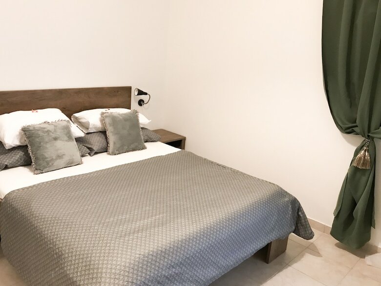 Hotel Enero Old Town
