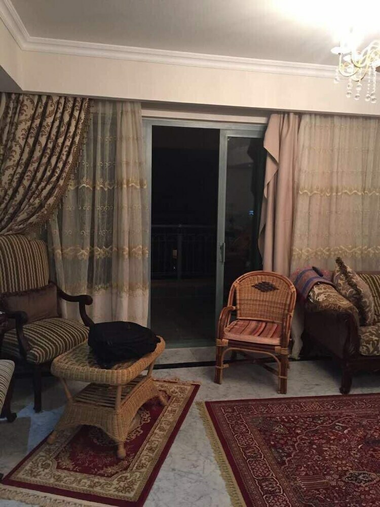 Apartment At San Stefano Grand Plaza