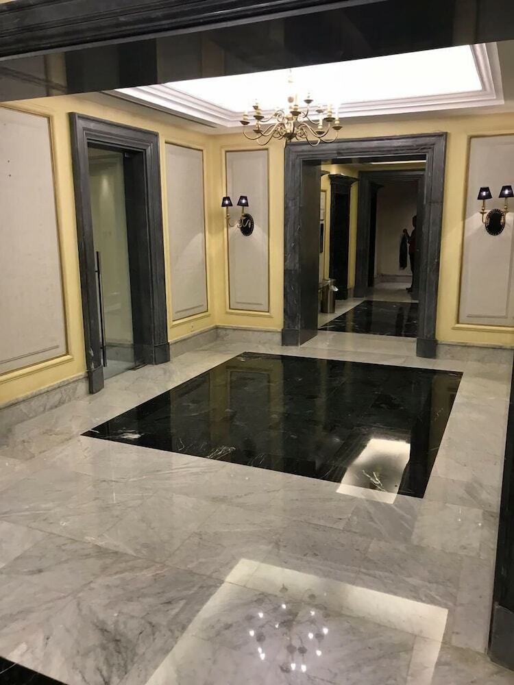 Apartment At San Stefano Grand Plaza