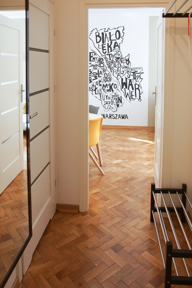 Nowolipie Warsaw Apartment