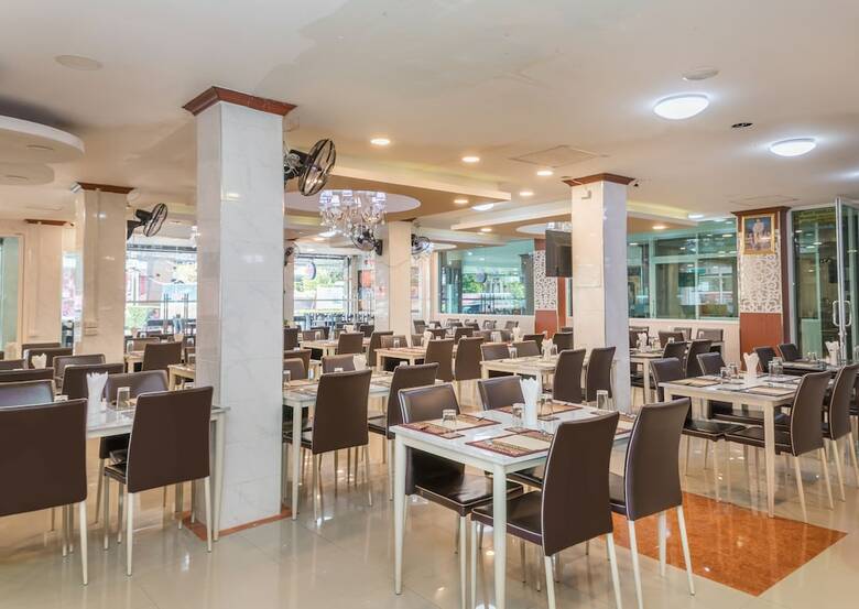 Hotel Regenta Central Residency