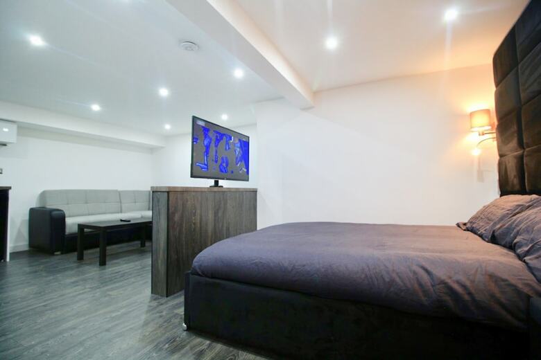 Apartamentos Stayhere 6