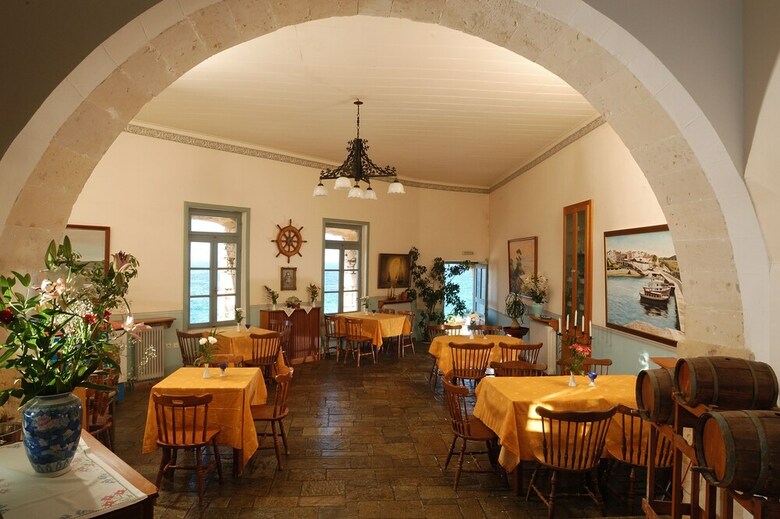 Captains House Hotel - Apartments