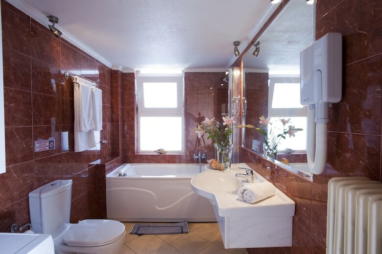 Captains House Hotel - Apartments