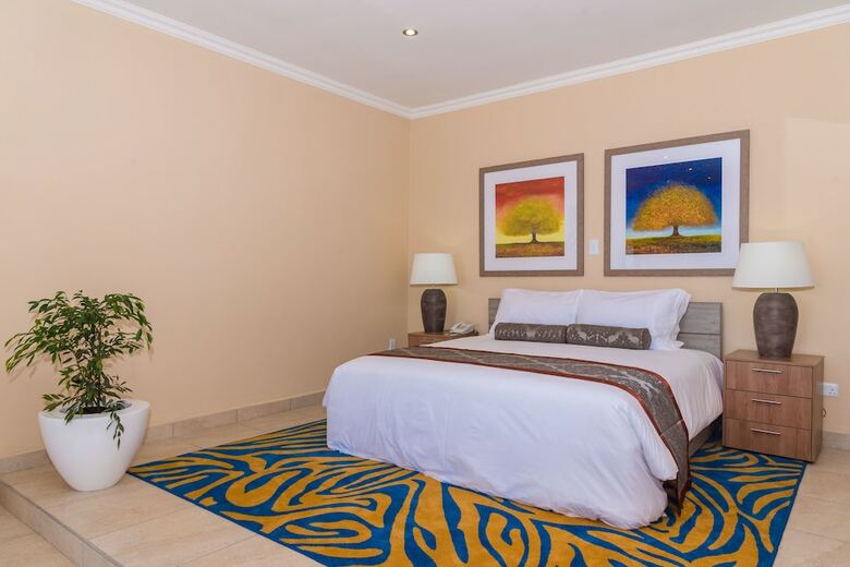 Sunbird Livingstonia Beach Hotel