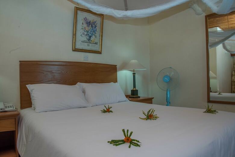 Sunbird Livingstonia Beach Hotel