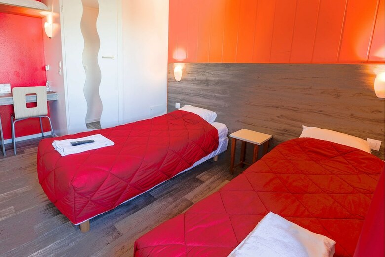 Hotel Premi�re Classe Coigni�res