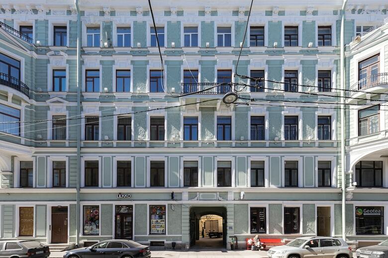 Art Apartment On Nevskiy Avenue