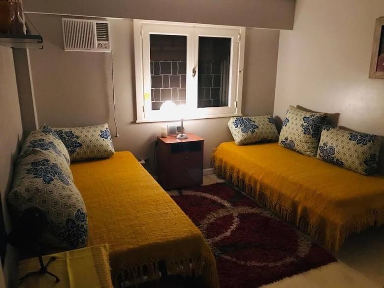 Hotel Deaf Twins Bed Breakfast