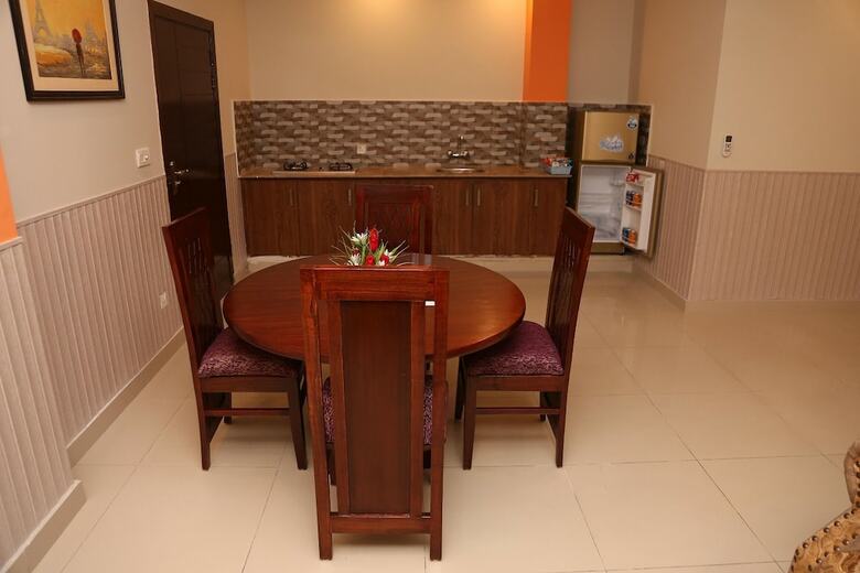 Bed & Breakfast Hak Mall Suites