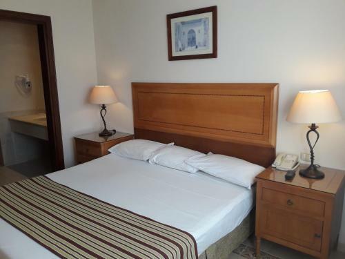 Hotel Continental Plaza Beach Resort