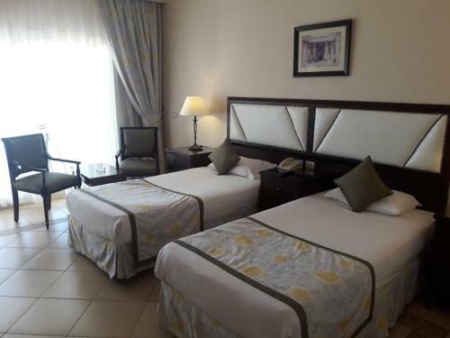 Hotel Continental Plaza Beach Resort