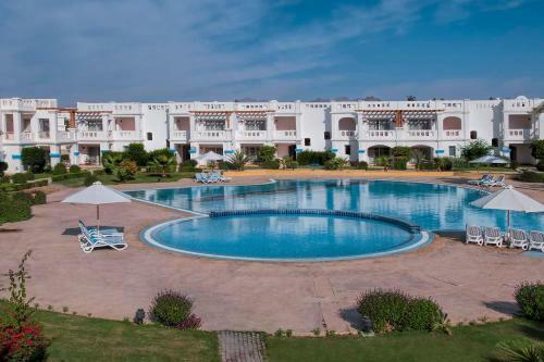Hotel Continental Plaza Beach Resort
