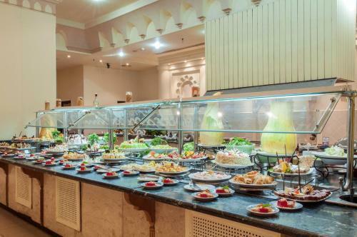 Hotel Continental Plaza Beach Resort