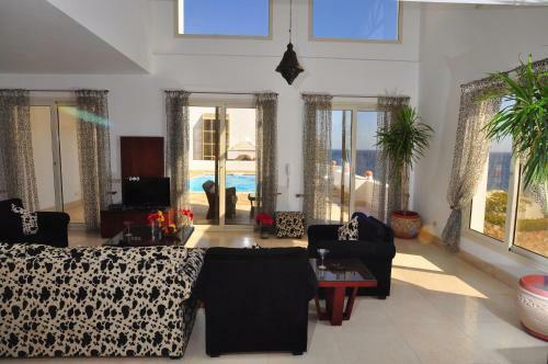 Carlton Luxury Apartments