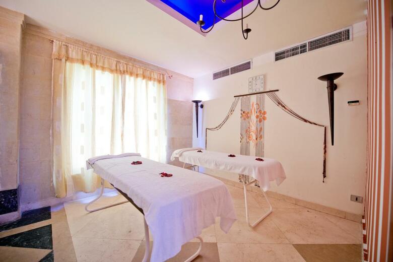 Hotel Amphoras Aqua