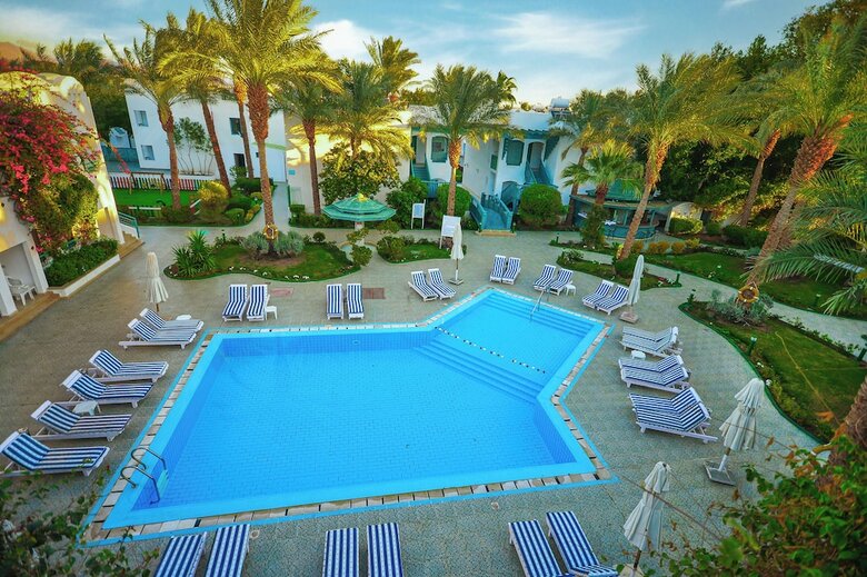 Falcon Hills Hotel