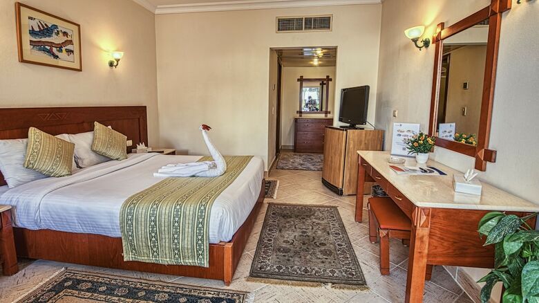 Falcon Hills Hotel