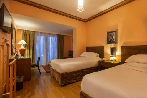 Royal Savoy Hotel And Villas
