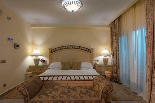 Royal Savoy Hotel And Villas