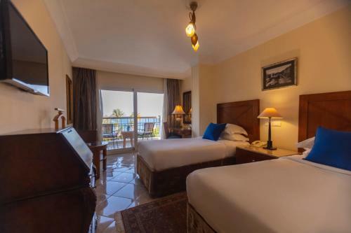 Royal Savoy Hotel And Villas