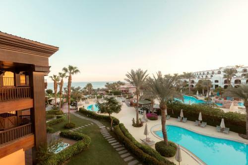 Royal Savoy Hotel And Villas