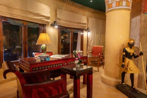 Royal Savoy Hotel And Villas