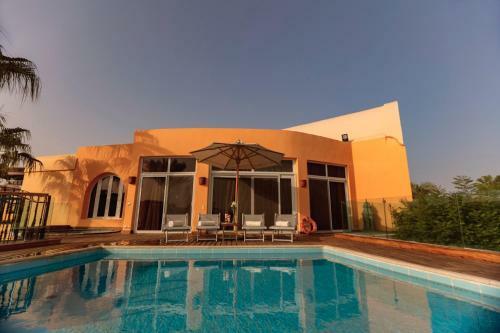 Royal Savoy Hotel And Villas