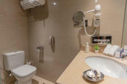 Royal Savoy Hotel And Villas