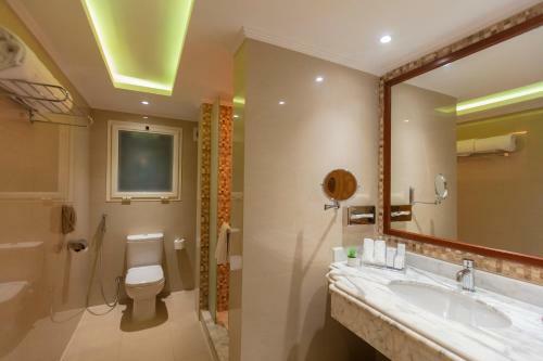 Royal Savoy Hotel And Villas