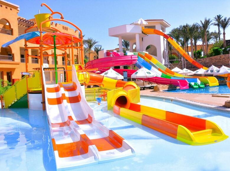 Hotel Rehana Royal Beach Resort & Spa