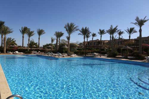 Tamra Beach Hotel