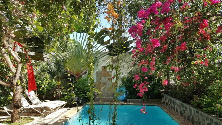 Bed & Breakfast Villa Lumbalumba Banyualit