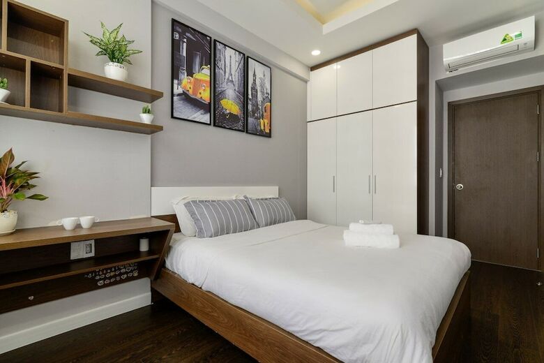 Pho Quang Luxury 2brs Apartments