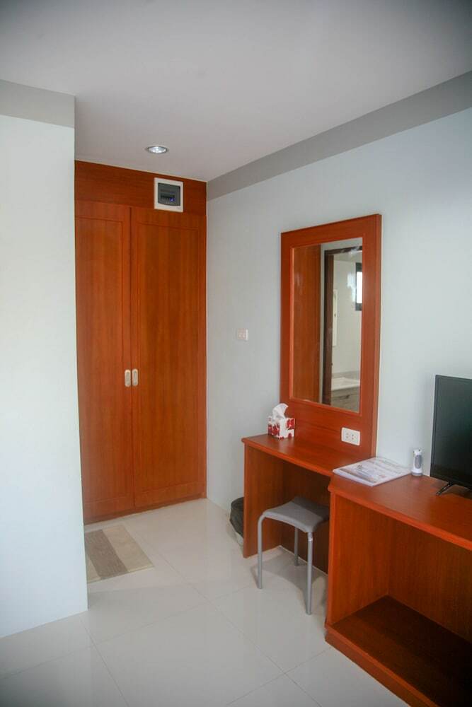 Hotel Cc Beach Resort