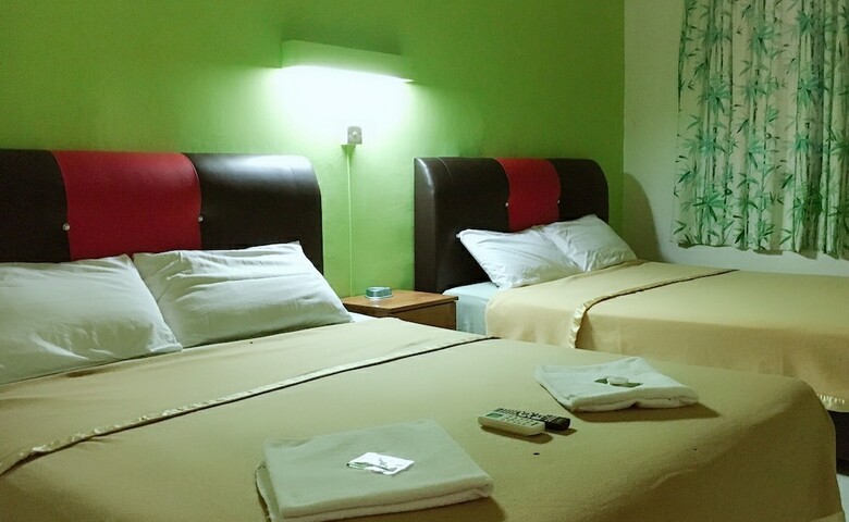 Dindings Pantai Desair Apartment By Dpd