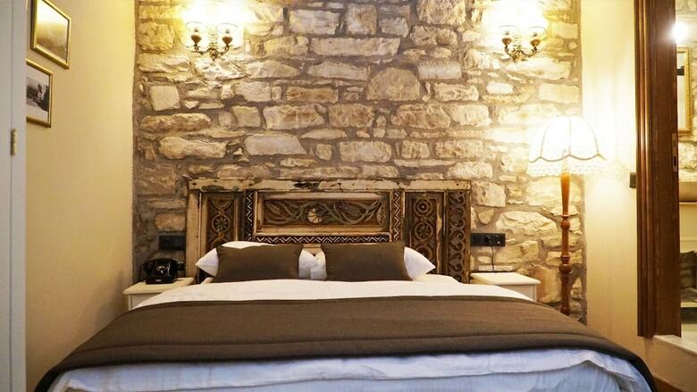Hotel 1870's Tas Konak Otel