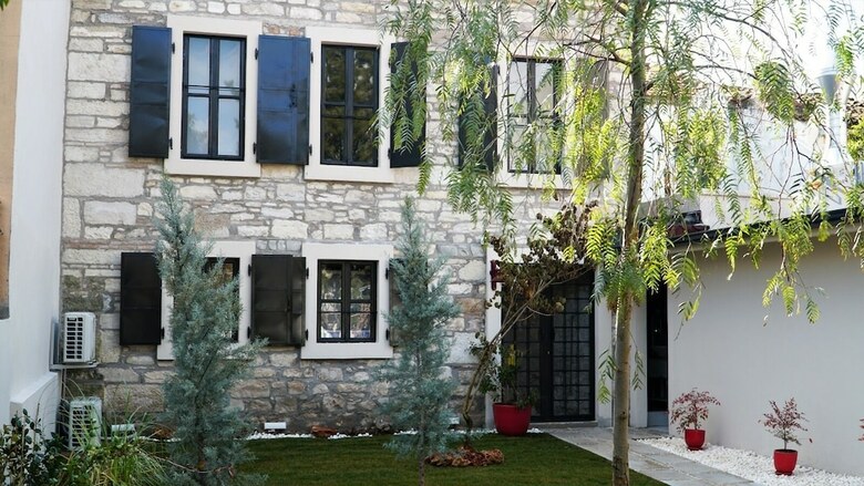Hotel 1870's Tas Konak Otel