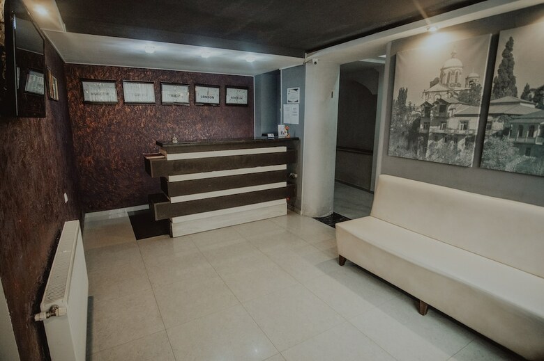Hotel Discovery