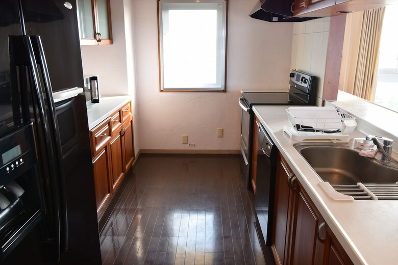 Condominium Miller's 6f