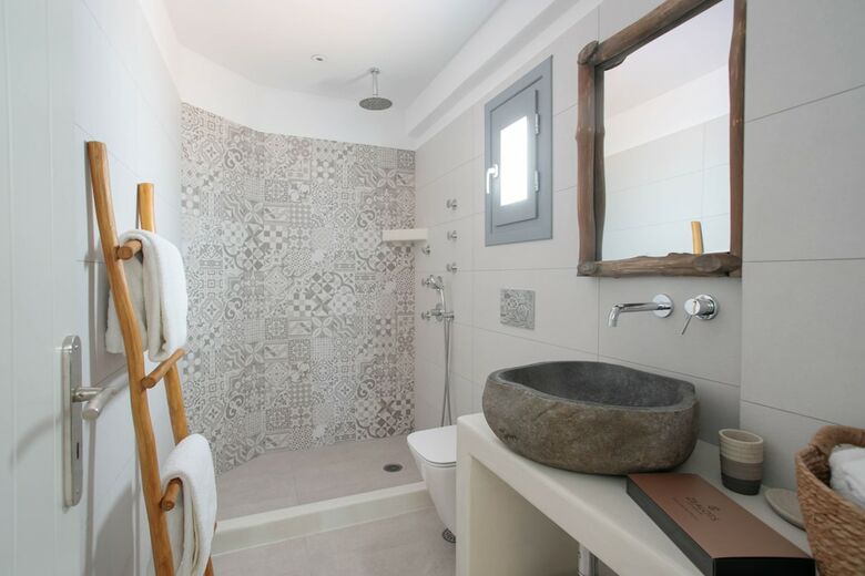 Hotel Kissos Luxury Suites