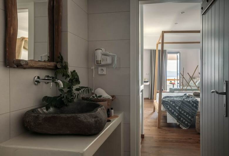 Hotel Kissos Luxury Suites