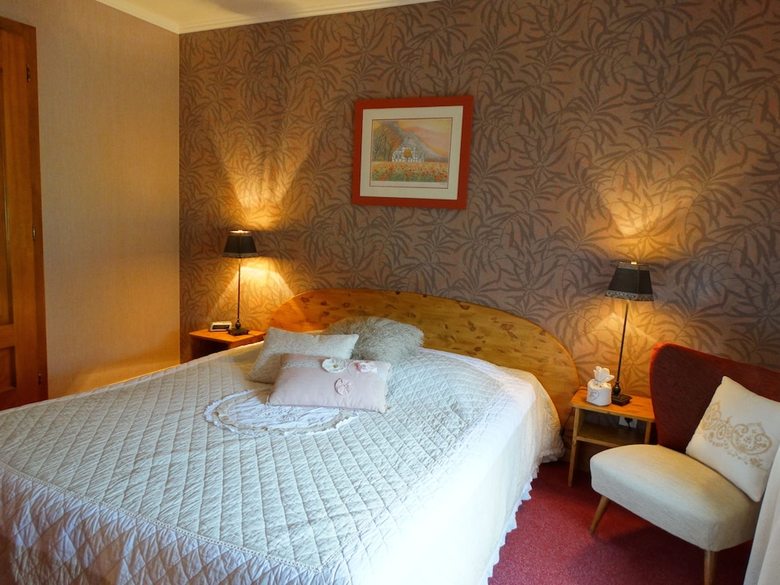 Bed & Breakfast Maison D'hotes La Maison Fleurie
