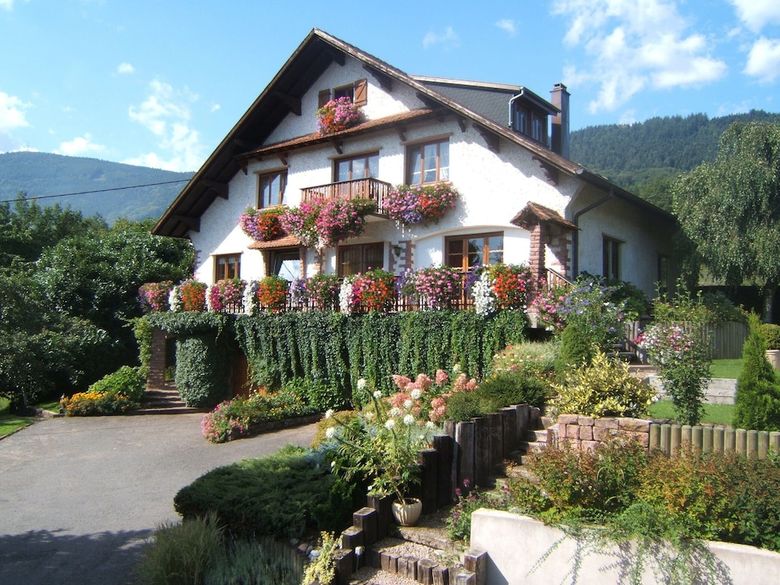Bed & Breakfast Maison D'hotes La Maison Fleurie