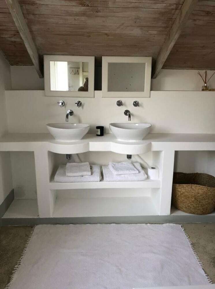 Posada Kangela 2