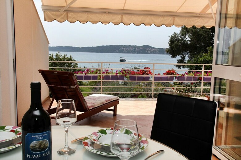Apartamentos Gem Of The Sea Alenka