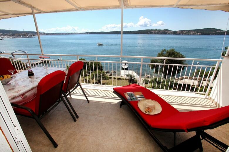 Apartamentos Gem Of The Sea Alenka