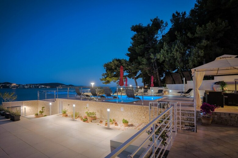 Apartamentos Gem Of The Sea Alenka